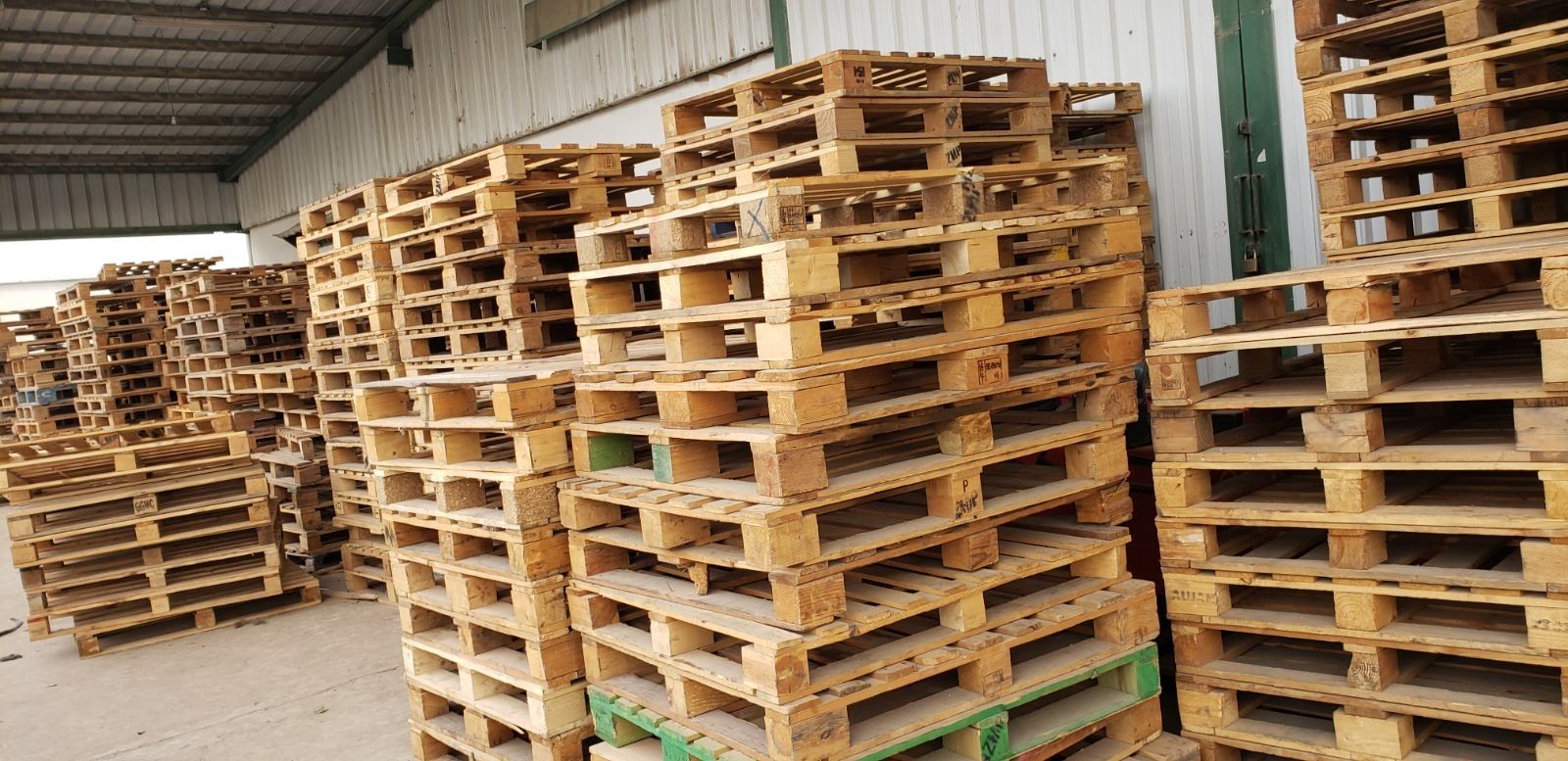 Pallet storage and materials preparation